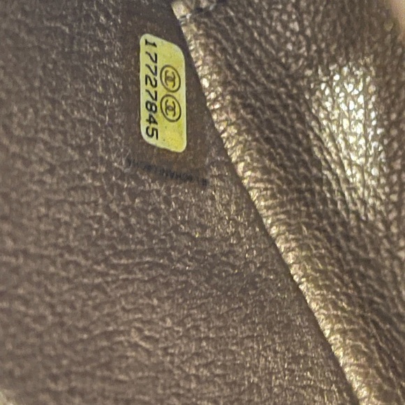 CHANEL Metallic Bronze leather Python Boy Crossbody Bag - Picture 15 of 15